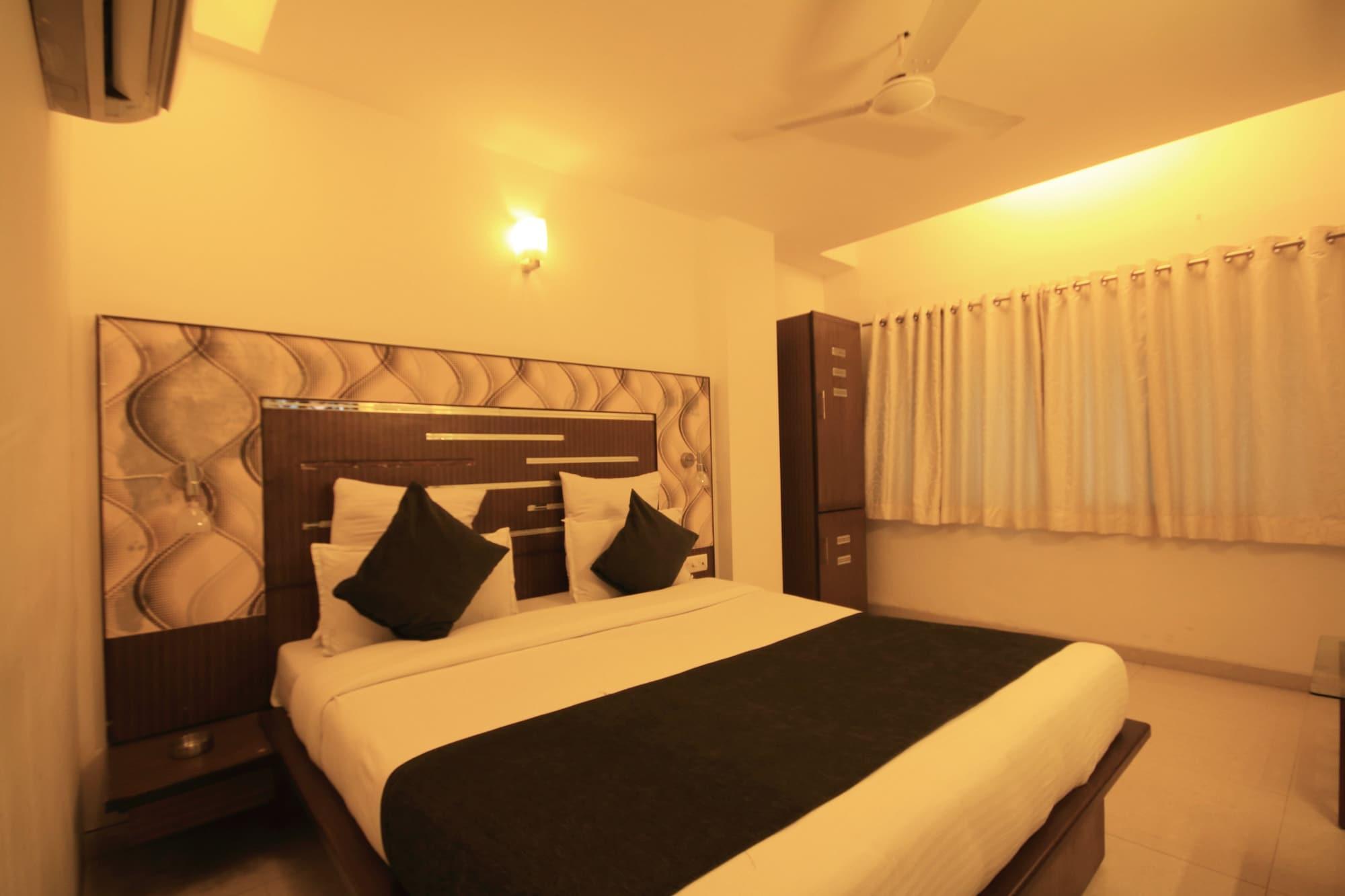 Fabhotel Kadamb Inn Ahmadabad Zewnętrze zdjęcie
