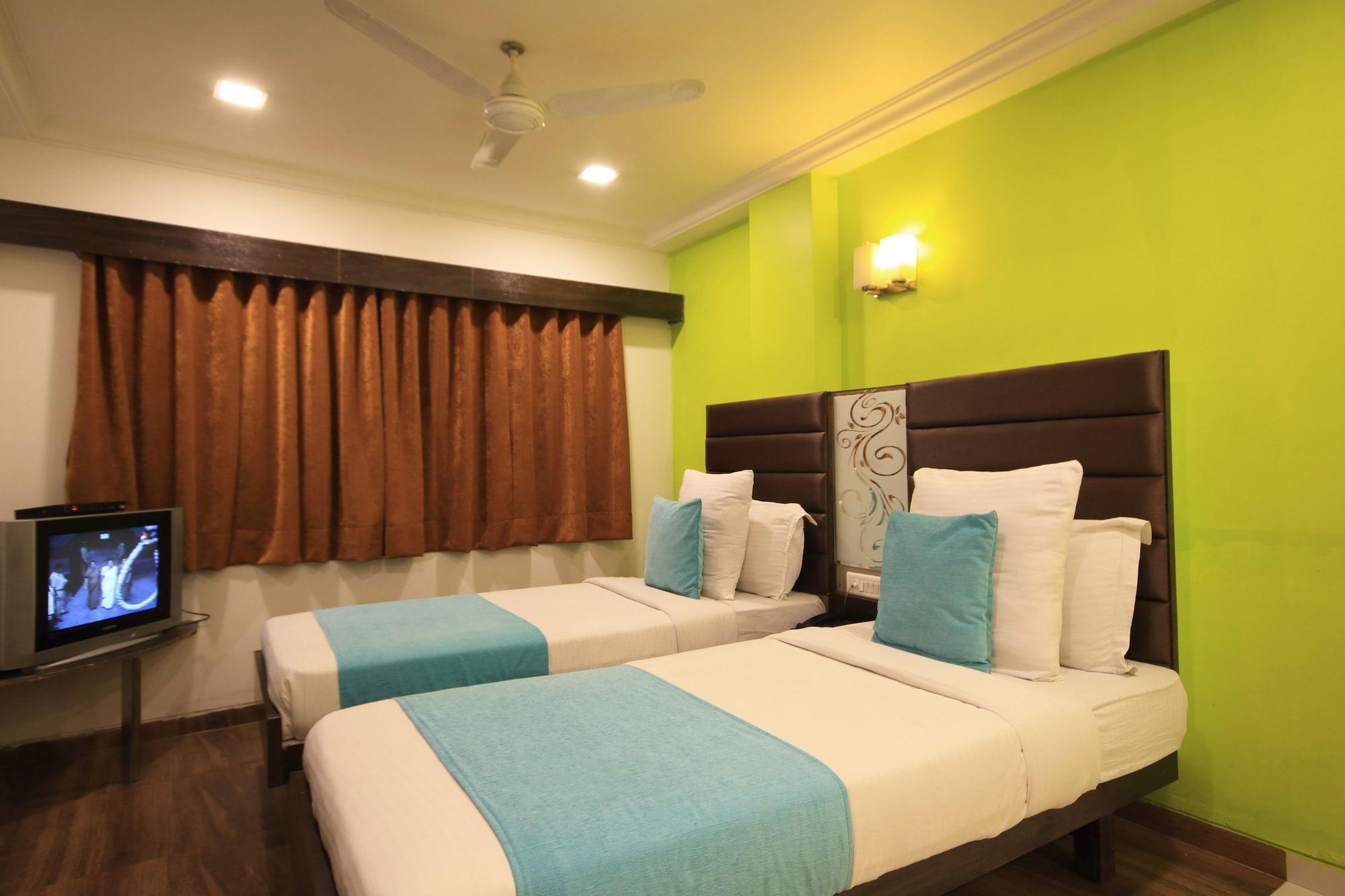 Fabhotel Kadamb Inn Ahmadabad Zewnętrze zdjęcie