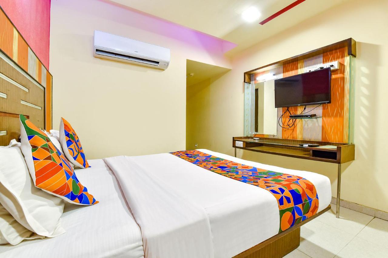 Fabhotel Kadamb Inn Ahmadabad Zewnętrze zdjęcie